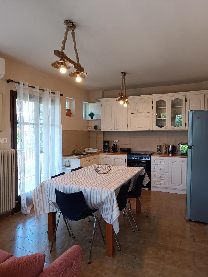 Betty'S Garden House Villa Néa Ankhíalos Екстериор снимка