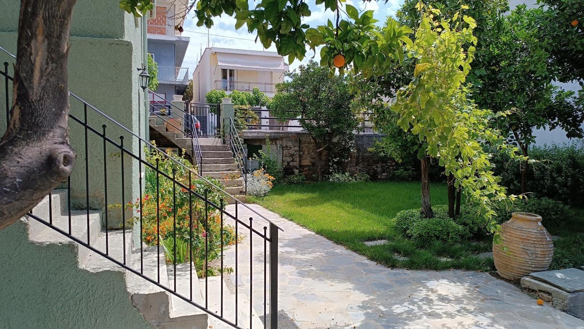 Betty'S Garden House Villa Néa Ankhíalos Екстериор снимка